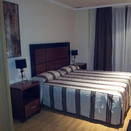 Hotel Av Apartamentos Lobios Zewnętrze zdjęcie