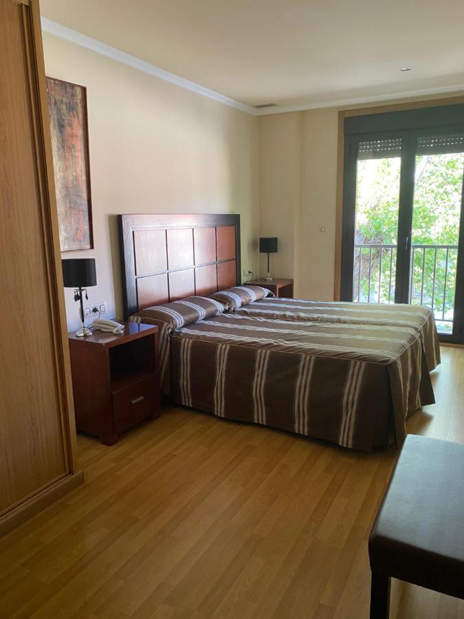 Hotel Av Apartamentos Lobios Zewnętrze zdjęcie