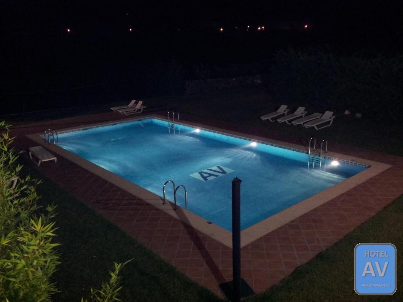 Hotel Av Apartamentos Lobios Zewnętrze zdjęcie