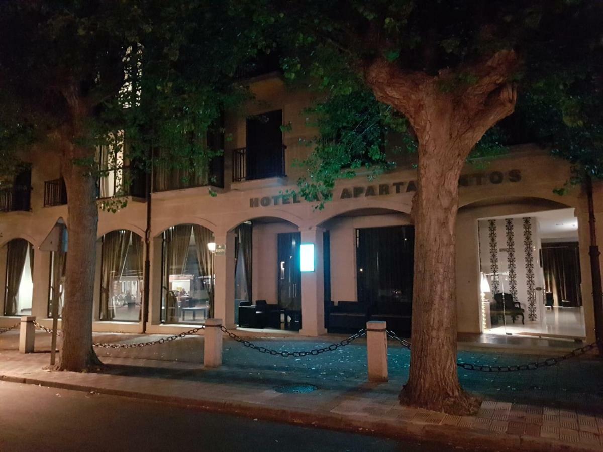 Hotel Av Apartamentos Lobios Zewnętrze zdjęcie